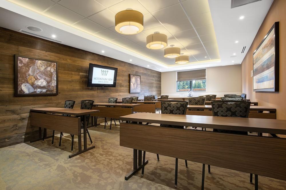 Mountain View Inn & Suites Sundre Esterno foto